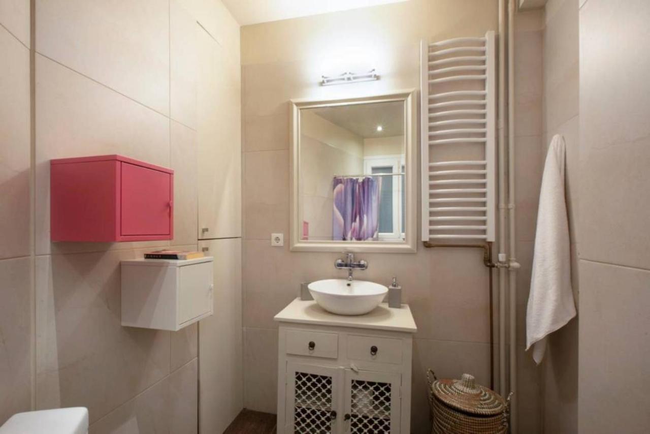 Apartmán Little Gem 2 Mins From Acropolis Museum Atény Exteriér fotografie